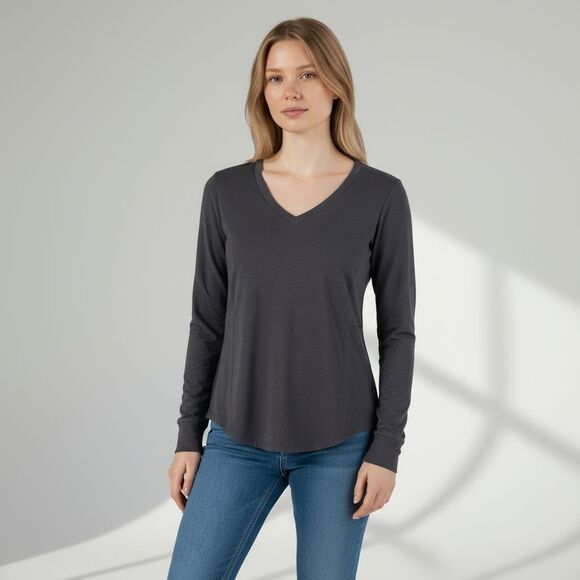 NEW UNIVERSAL STANDARD Long Sleeve V Rex TEE Top WOMENS 4XS Slate - Picture 1 of 11